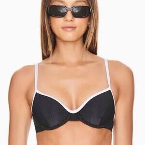 NWOT Beach Riot Black Ribbed Bikini Top With White trim & back tie closure sz s